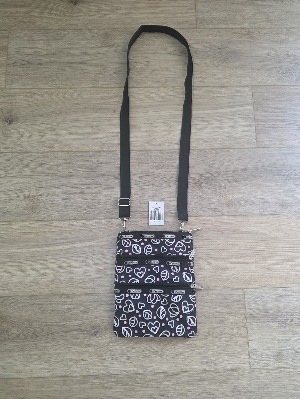 NEW Le Sportsac Kasey Crossbody Bag La La Love Black White Pink